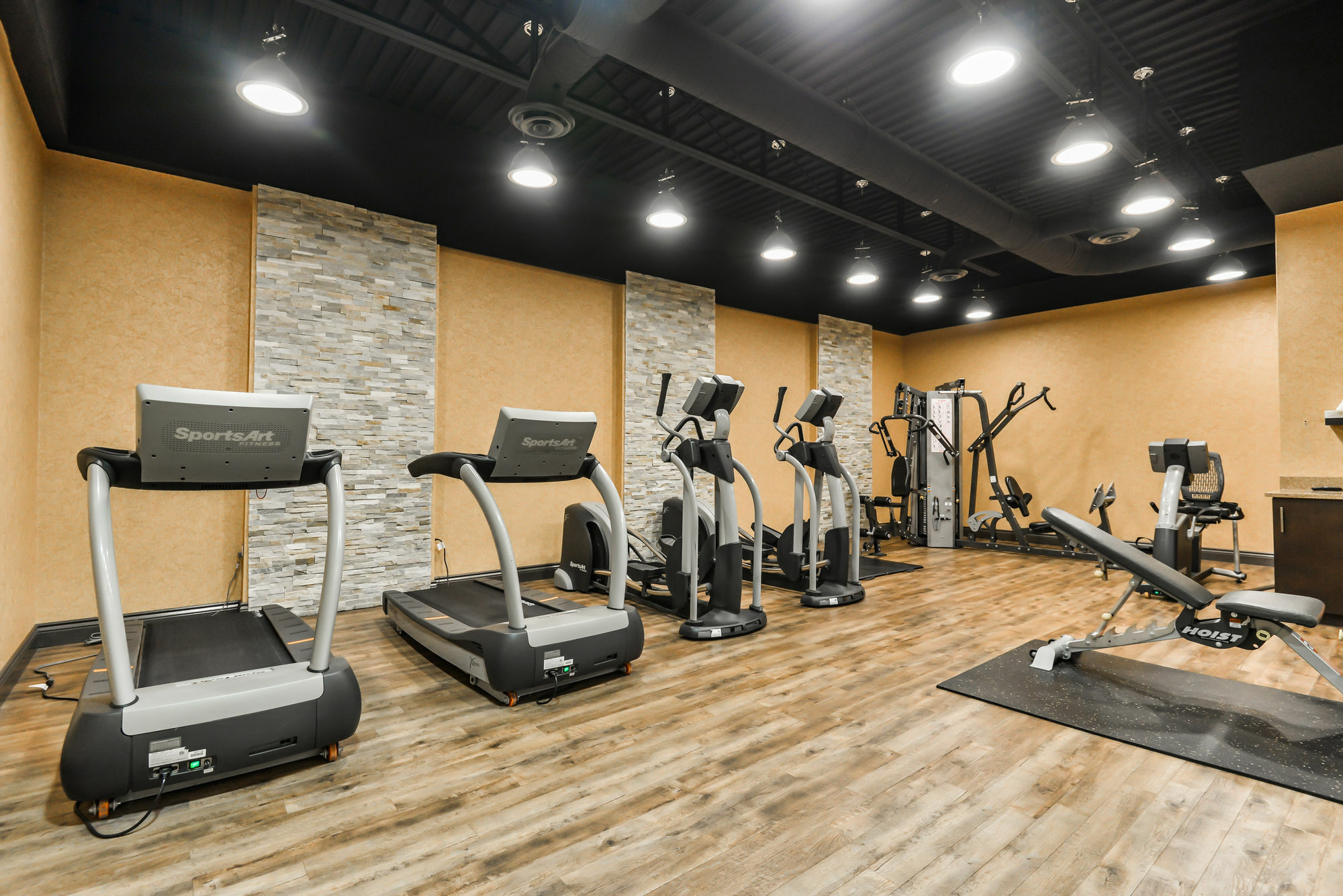Doubletree By Hilton Kitchener Hotel Екстериор снимка